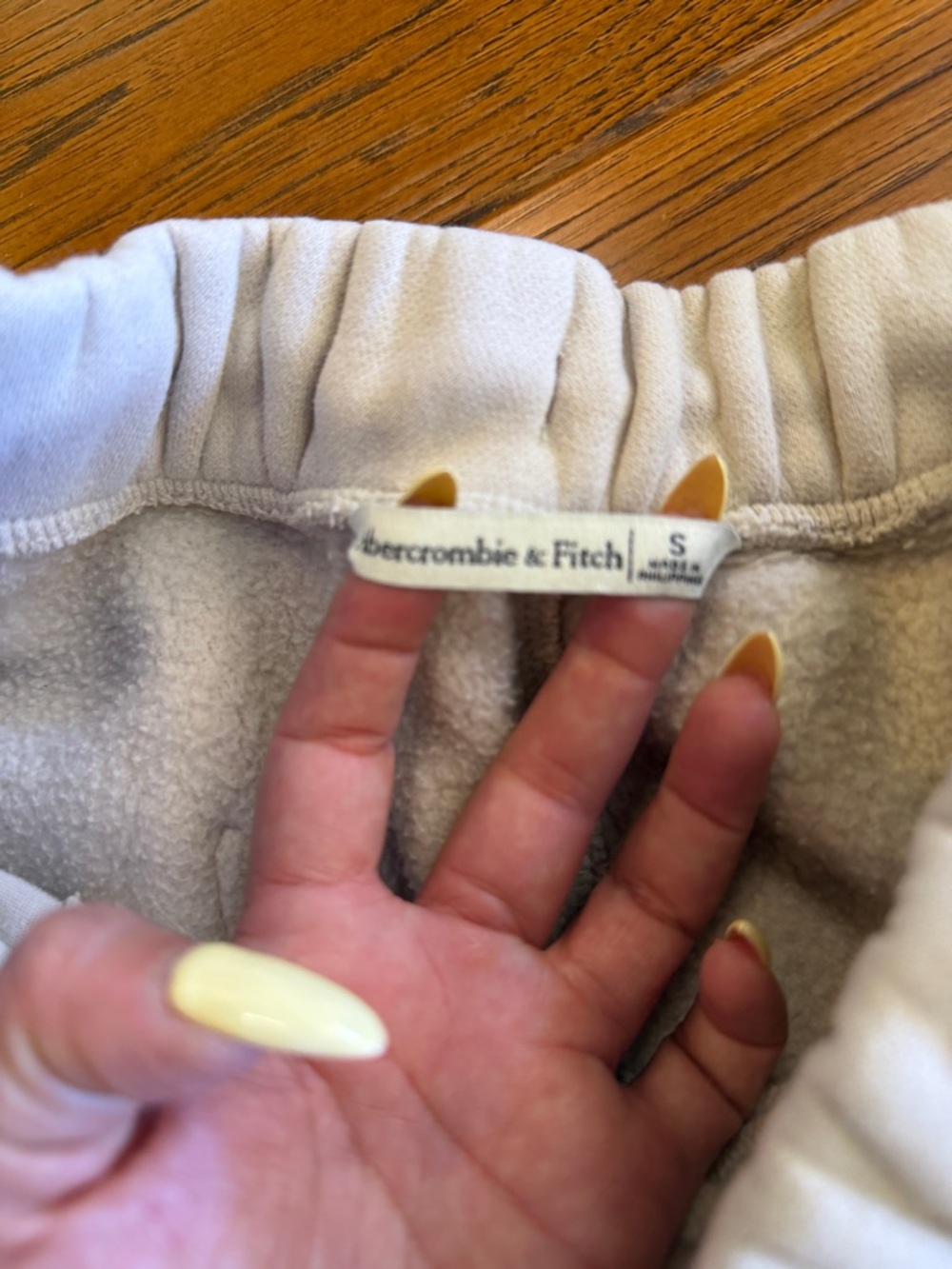Abercrombie & Fitch Essential Oversized Sunday Sweatpants - Picture 6 of 11